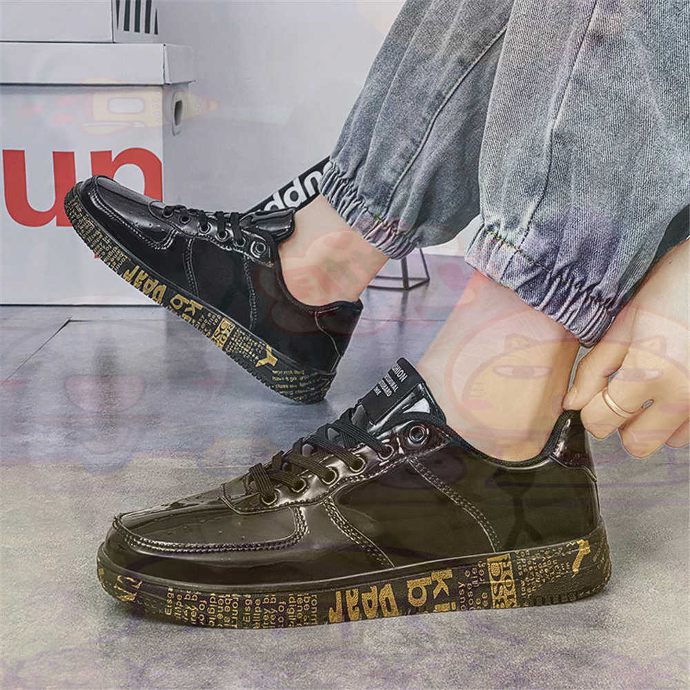 Round Foot Size 45 Sneakers Wh - Office Tech Guy 리뷰 및 가격